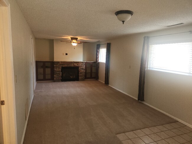 Building Photo - 5065 Filarees Cir