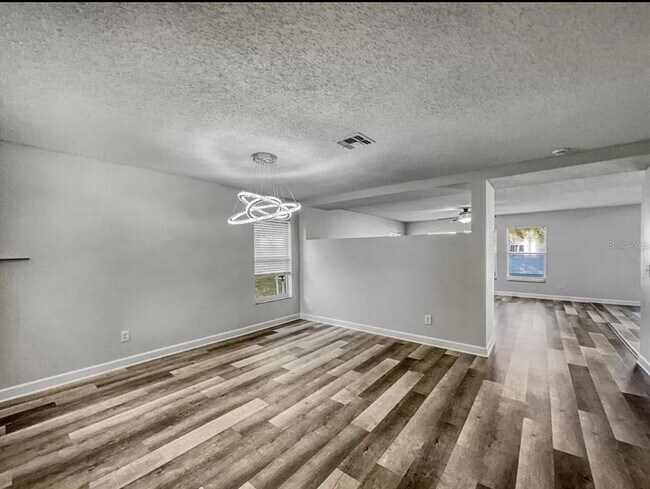 Building Photo - 163 Rona Ln