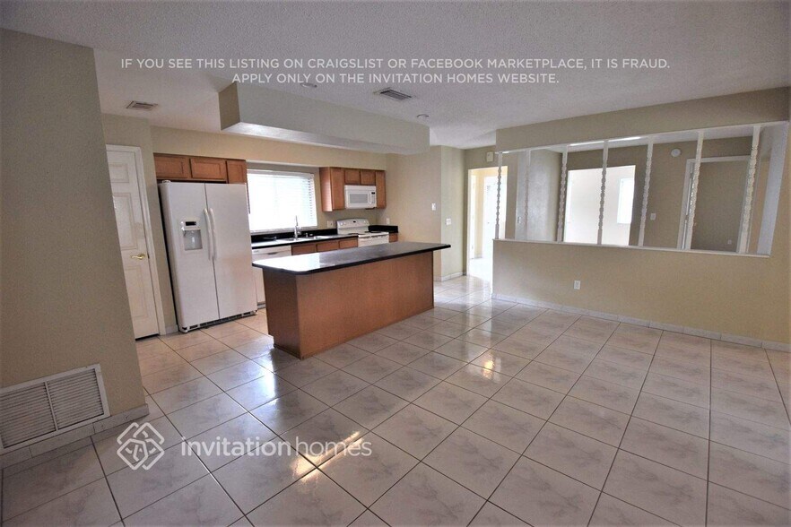 Building Photo - 218 Chutney Dr