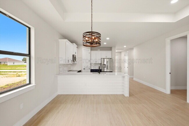 Building Photo - 2616 NW 9th Ave