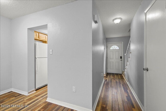 Building Photo - 11406 Bedford Oaks Dr