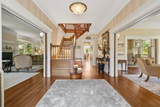 Building Photo - Luxury Exclusive Home for Lease