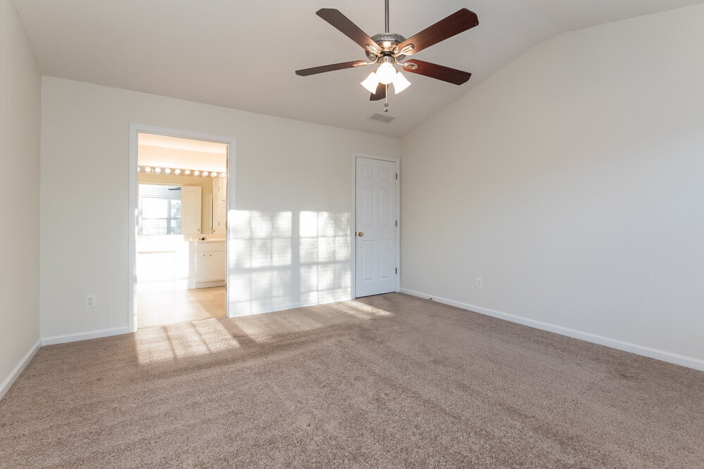 Building Photo - 3740 Ridgefair Dr
