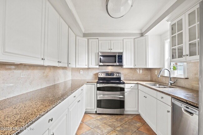 Building Photo - 36 A1A N