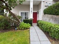 Building Photo - 2Bd/2Ba Bellevue Condo