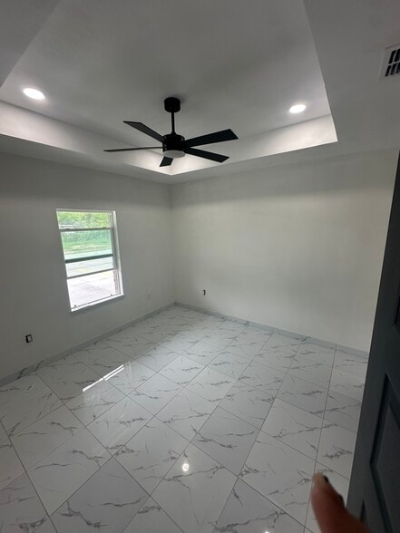 Building Photo - 4503 E Richardson Rd