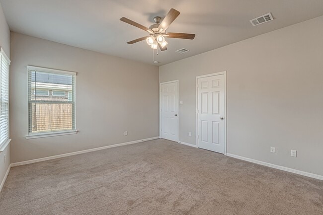 Building Photo - 10314 Birch Peak Dr