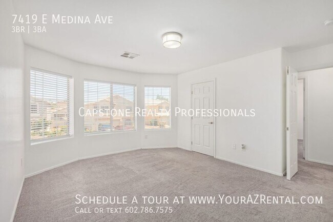 Building Photo - 7419 E Medina Ave