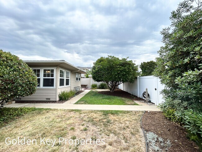 Building Photo - Welcome to this beautiful single-level hom...