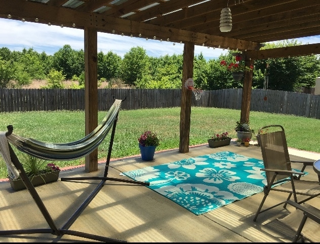 Building Photo - 303 Owens Rd