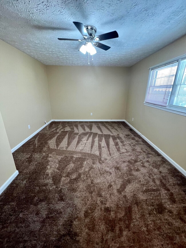 Building Photo - 3327 Wood Valley Ct