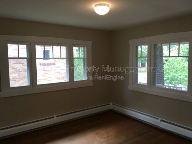 Building Photo - 540 S Emerson St