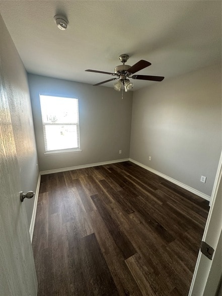 Building Photo - 6920 Bountiful Grove Dr