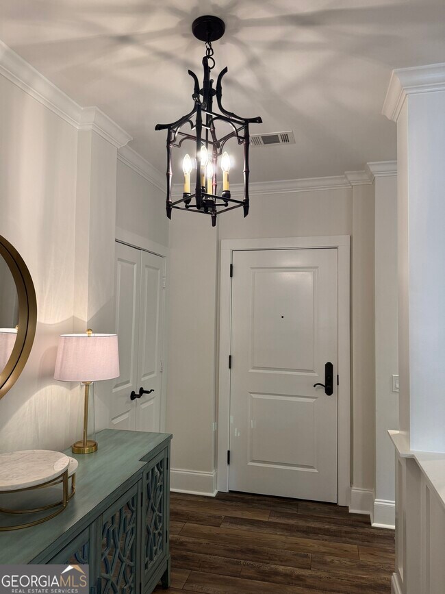 Building Photo - 1010 Tailwater