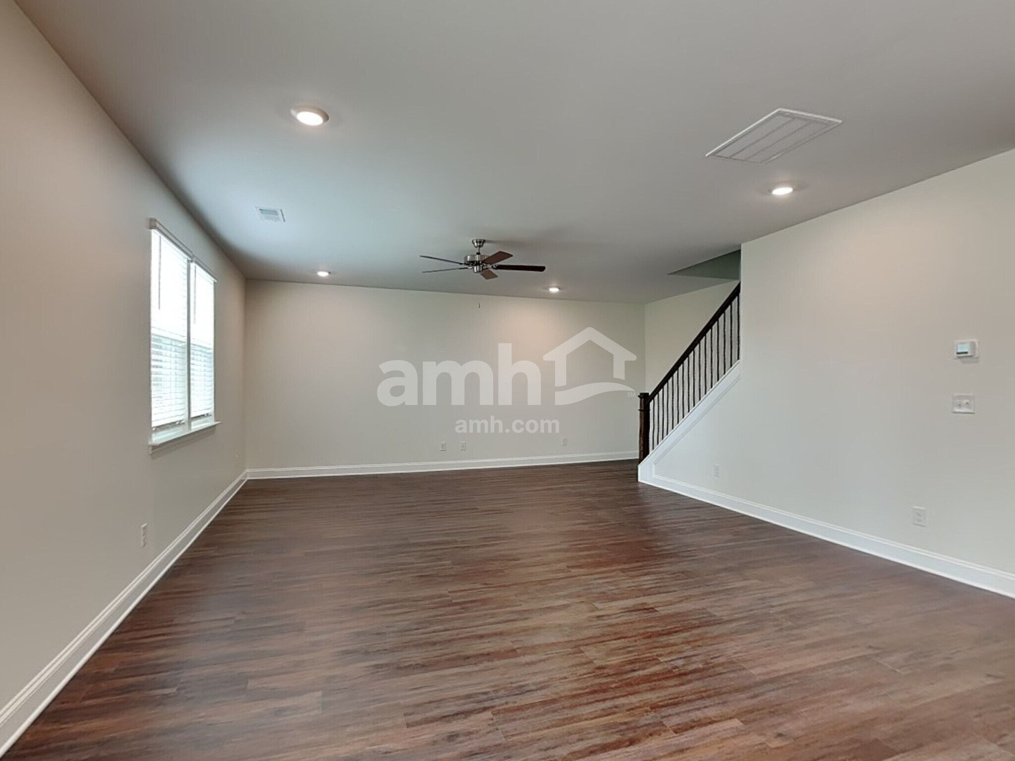 Building Photo - 636 Rivermist Dr