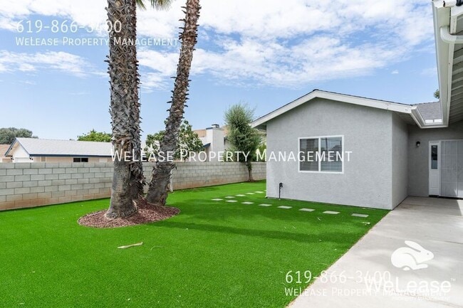 Building Photo - 1374 Peach Ave