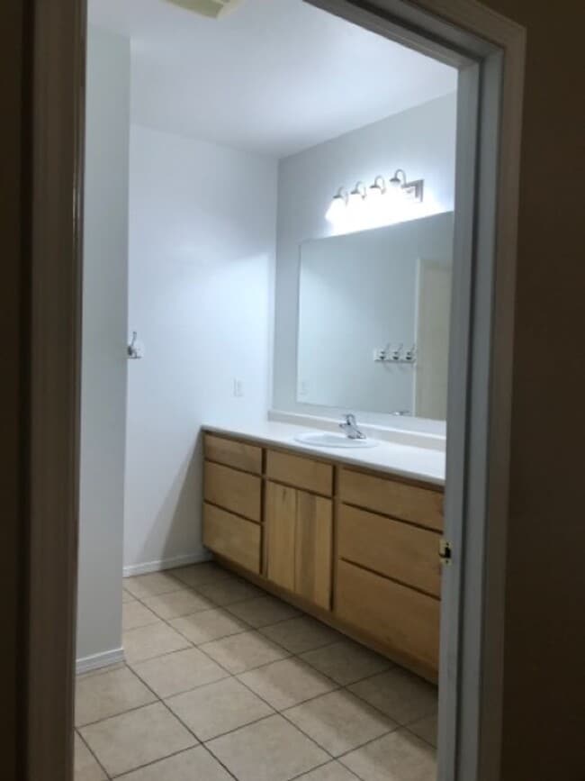 Building Photo - 321 Aspenwood Dr