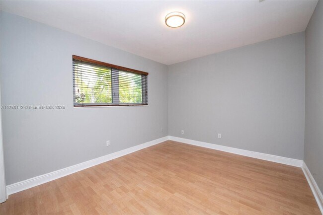 Building Photo - 7396 SW 128th St