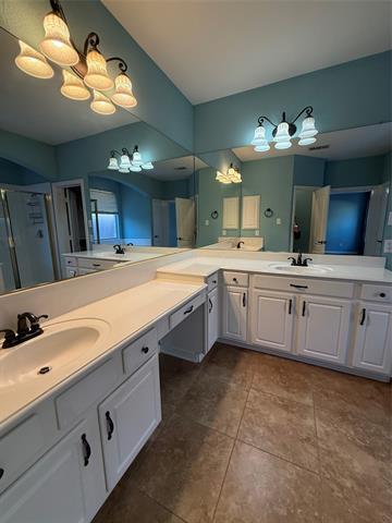 Building Photo - 1602 Harvest Glen Dr