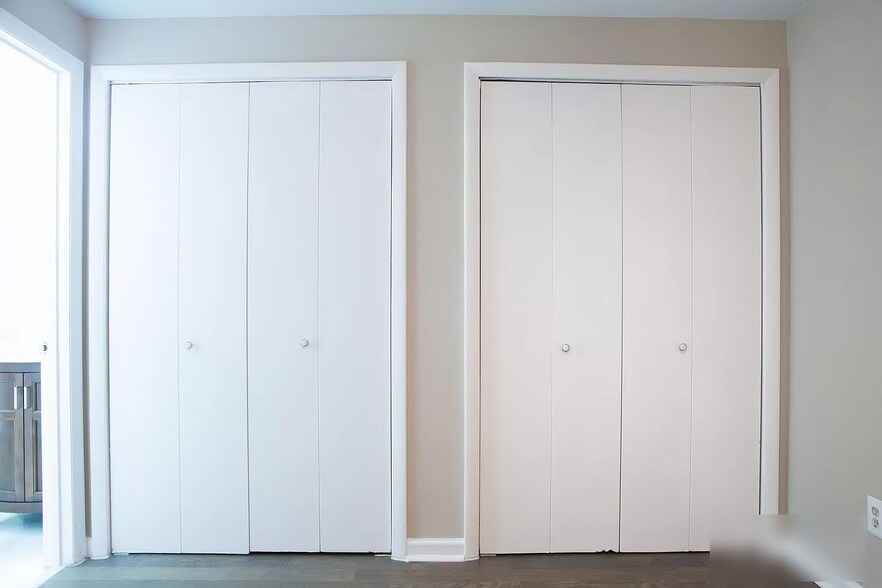 Guest Closet closed - 1625 Q St NW