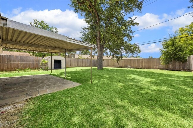 Building Photo - 4509 Libbey Dr