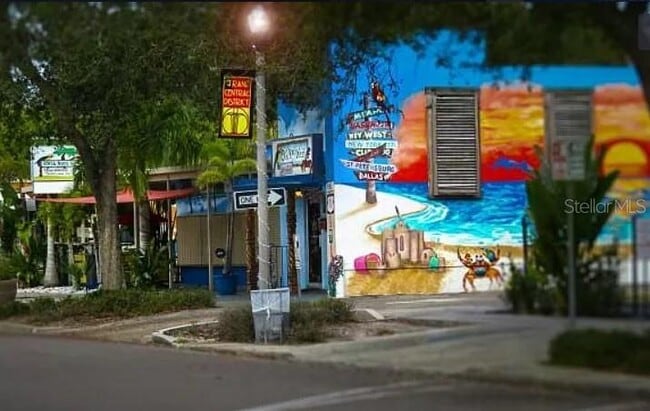 Building Photo - 2715 2nd Ave S