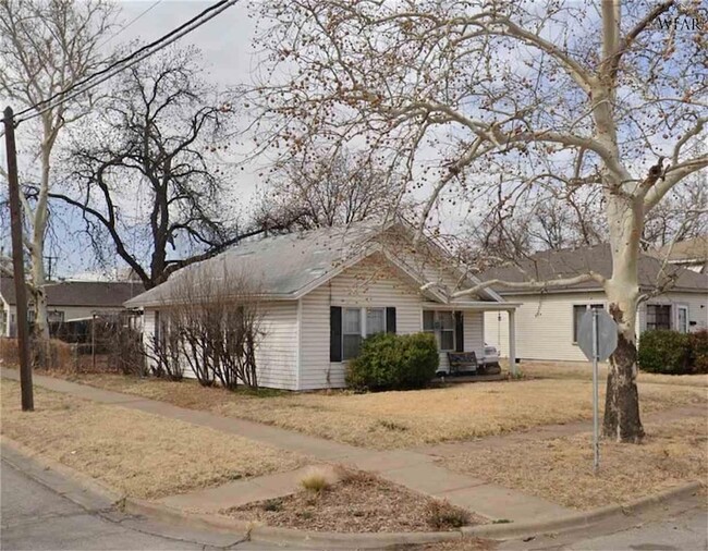 Primary Photo - 1714 Fillmore St