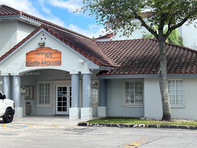 Building Photo - 8205 SW 152nd Ave