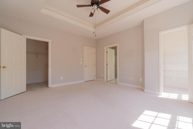 Building Photo - 9209 Point Replete Dr