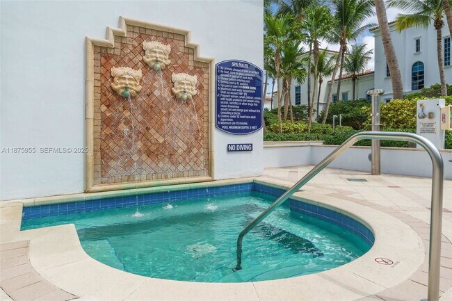 Building Photo - 5959 Collins Ave