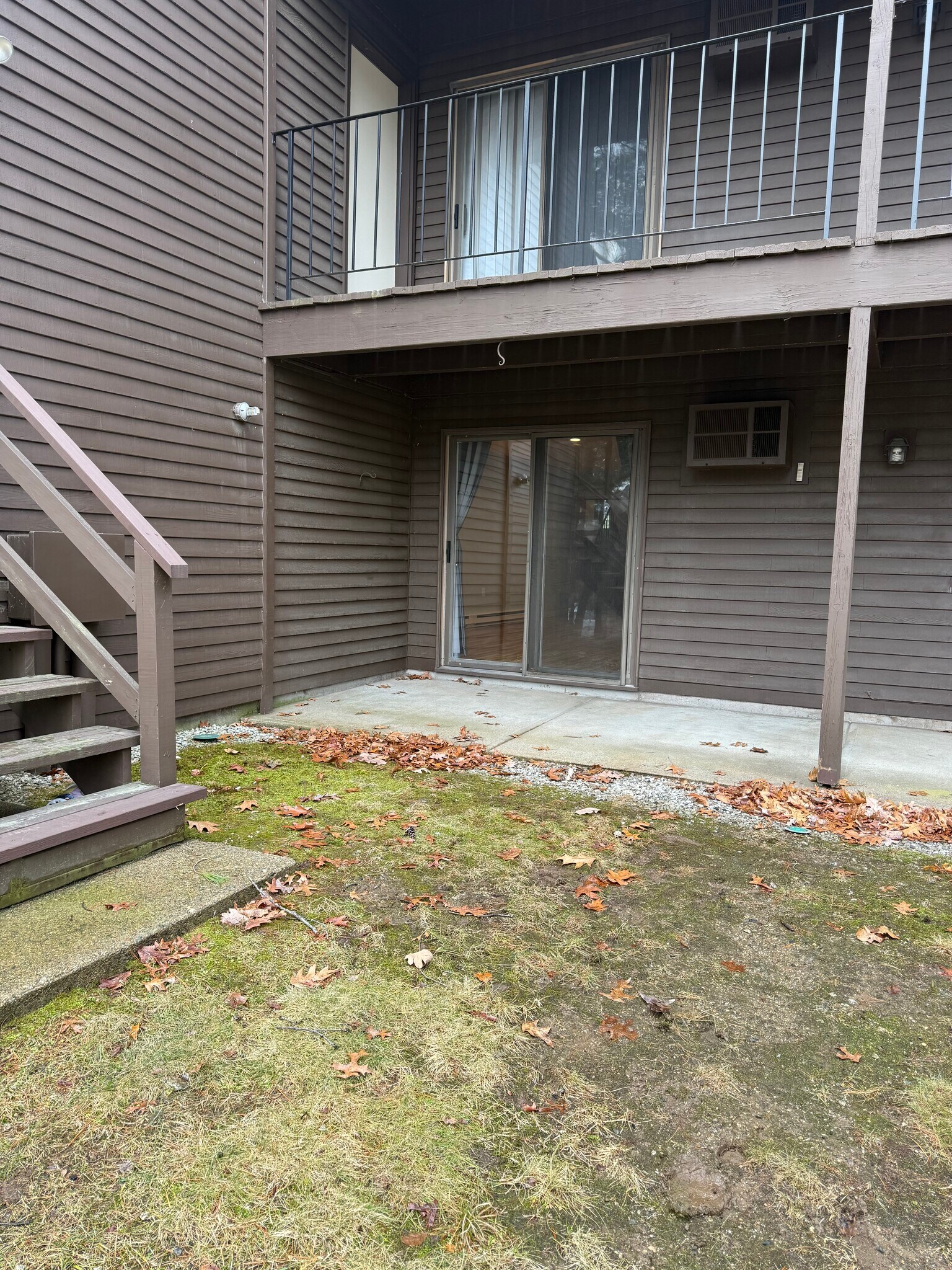 Building Photo - 83 Highwood Dr