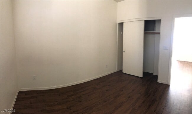 Building Photo - 3525 Midnight Mist Ct