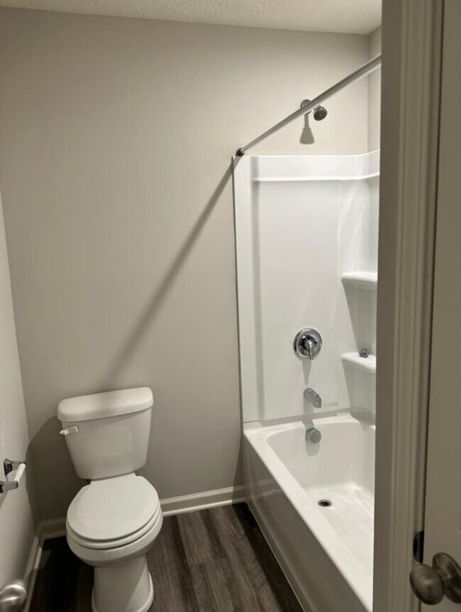 Building Photo - 13484 Dewpoint Ln