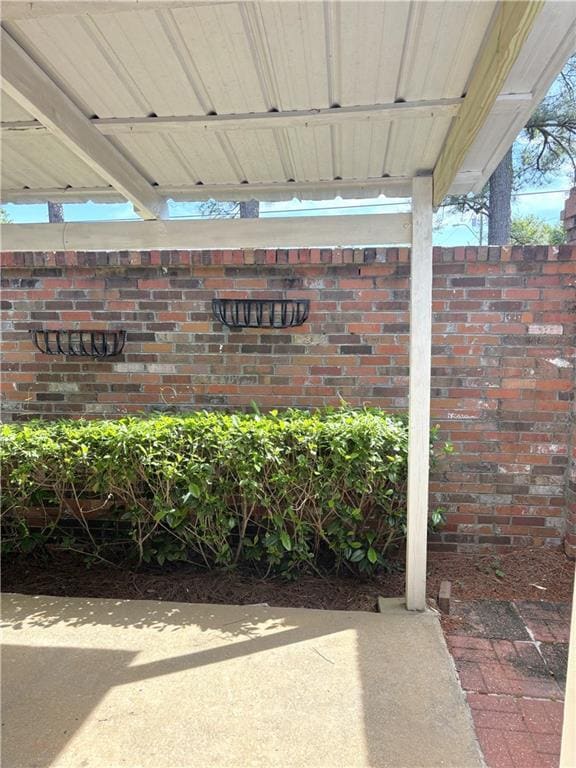 Building Photo - 5900 Grelot Rd