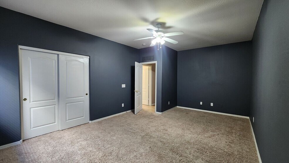 Building Photo - 35915 W Marin Ave