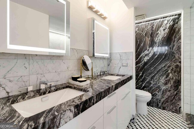 Building Photo - 1130 Piedmont Ave NE