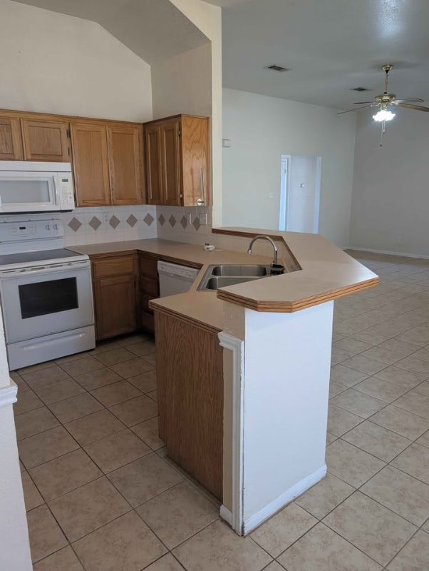 Building Photo - 1506 Margaret Lee St