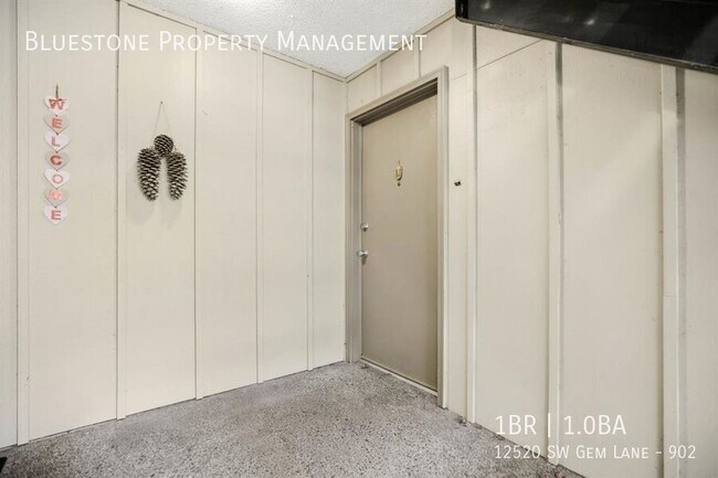 Building Photo - 12520 SW Gem Ln