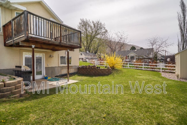 Building Photo - 144 S Mountain Rd