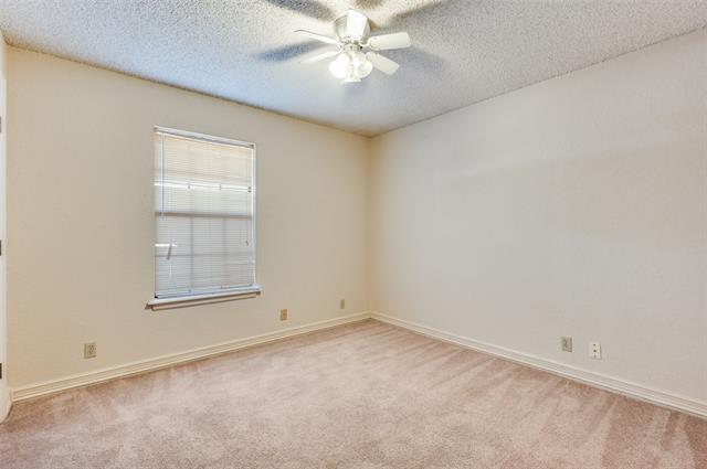 Building Photo - 1421 Briarwood St