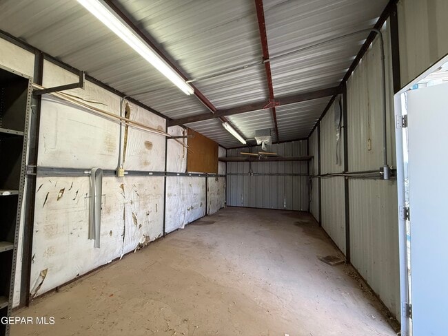 Building Photo - 5941 Sixta Dr