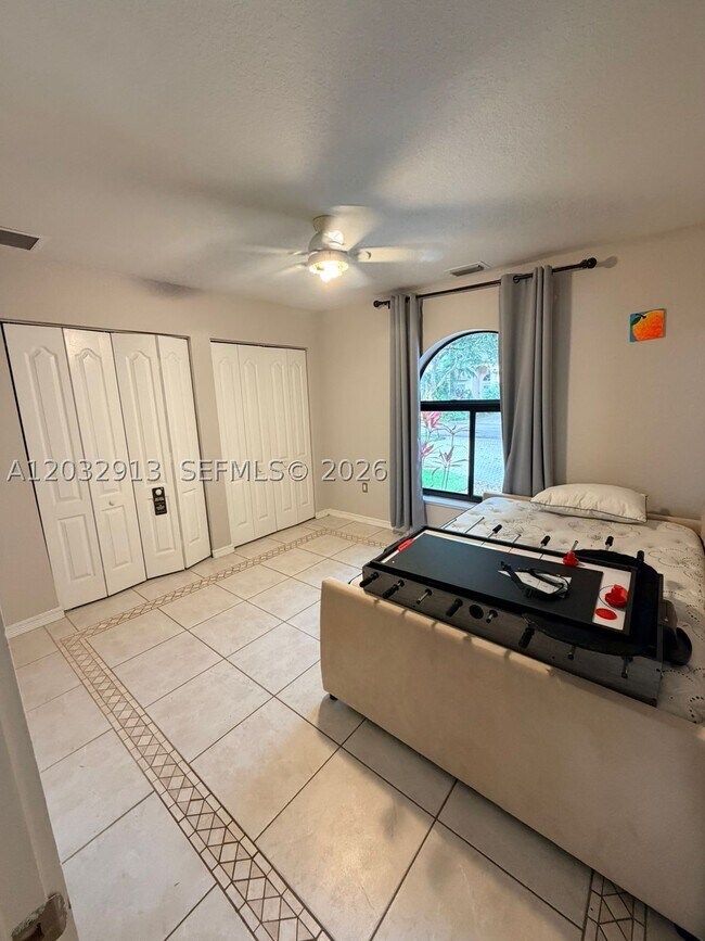 Building Photo - 4999 Chardonnay Dr