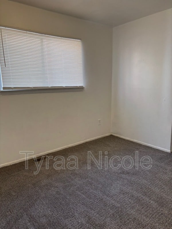 Building Photo - 11717 Outer Dr W