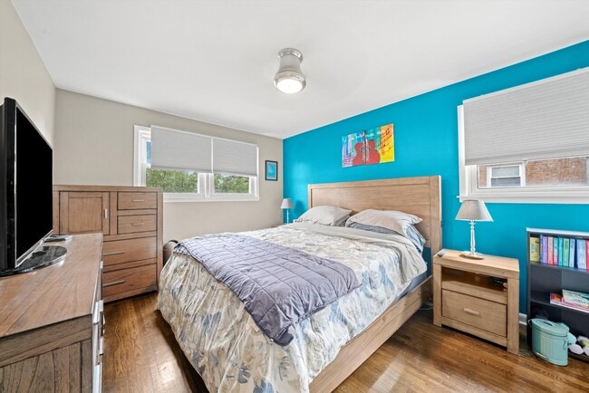 Building Photo - 8819 N Wisner St