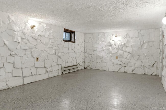 Building Photo - 378 Broadway