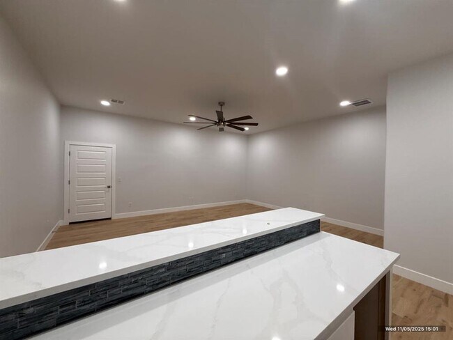 Building Photo - 8340 NW 130th Cir