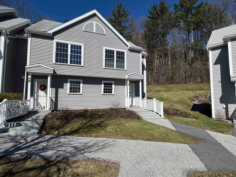 Building Photo - 158 Riverside Heights