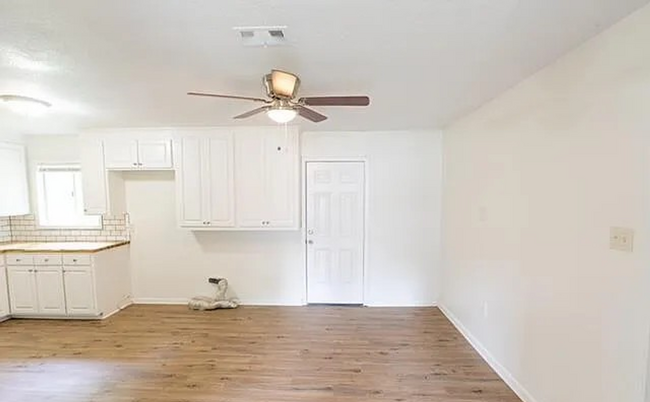 Building Photo - Gorgeous, Remodeled, & Could Be Yours! HUD...