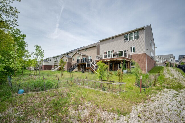 Building Photo - 2825 Dillon Dr