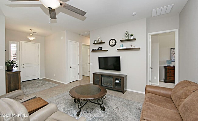 Building Photo - 6323 E Beckett Trl
